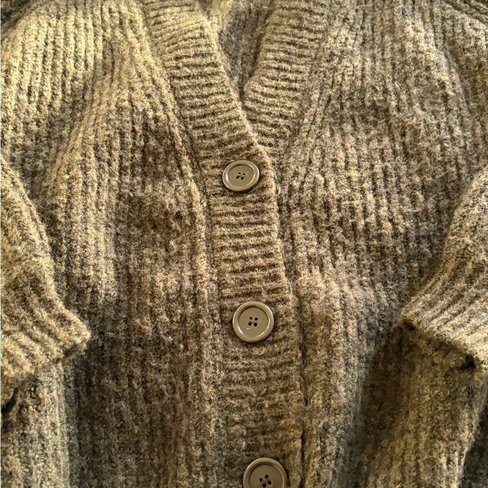 Cozy Olive Green Cropped Cardigan